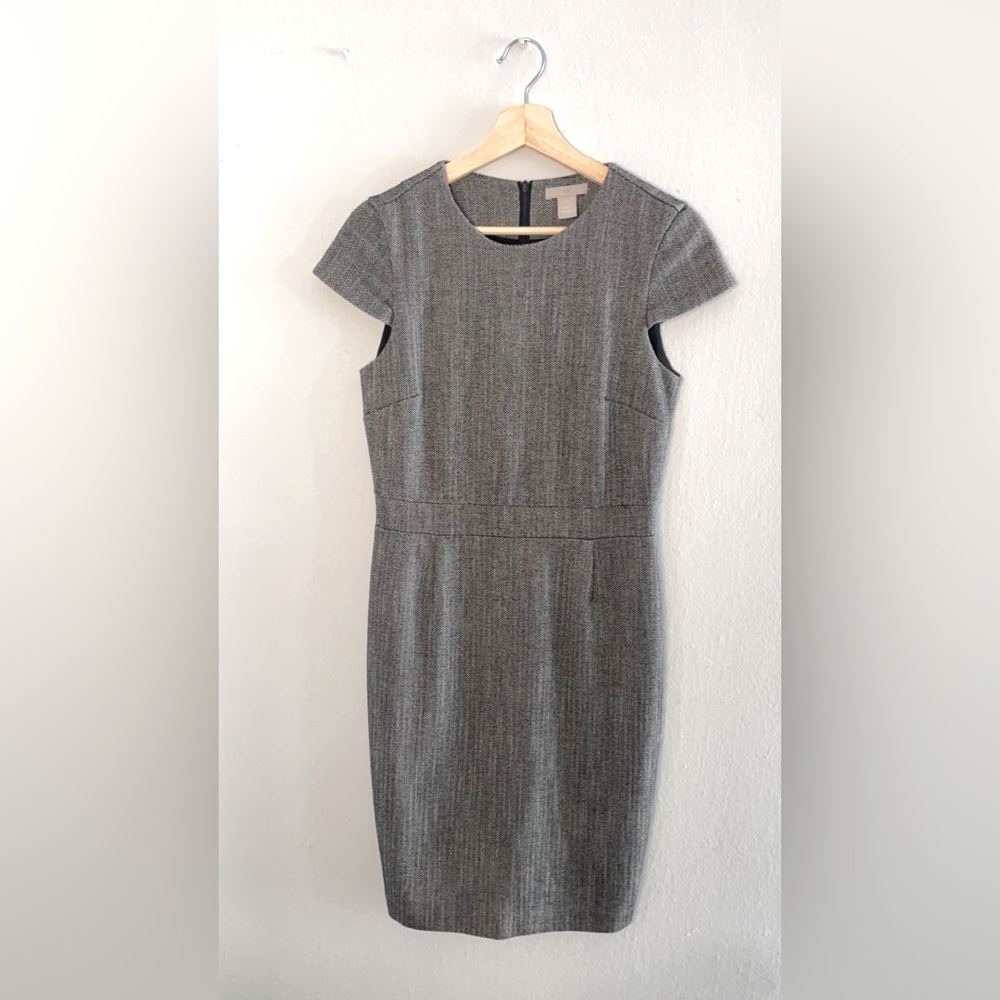 H&M Gray Tweed Sheath Dress; Size US 6; Color: Geay Tweed;
